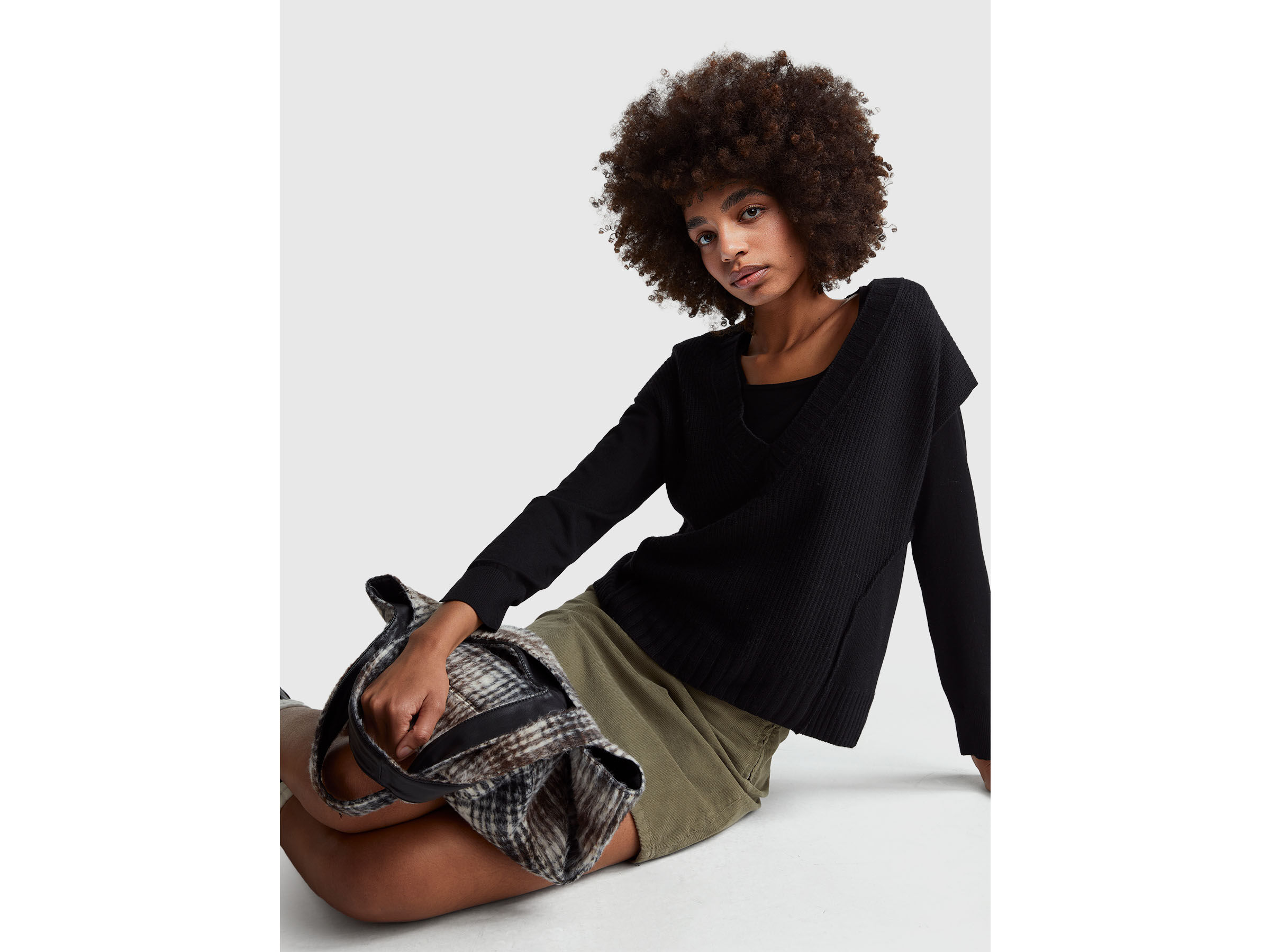 S/L V NECK SWEATER Women image number 3